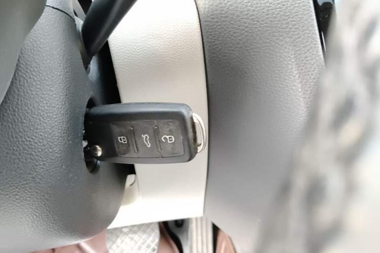 Used Volkswagen Sagitar 2016 230TSI 25th Anniversary Edition Interior 1