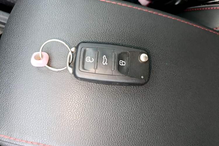 Used Volkswagen Sagitar 2016 2.0 TSI GLI Interior 1