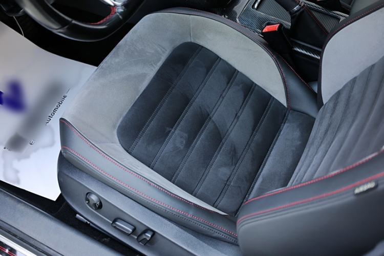 Used Volkswagen Sagitar 2016 2.0 TSI GLI Interior 8