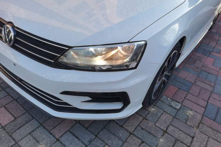 Used Volkswagen Sagitar 2016 280TSI Automatic R-Line Left Front Headlight