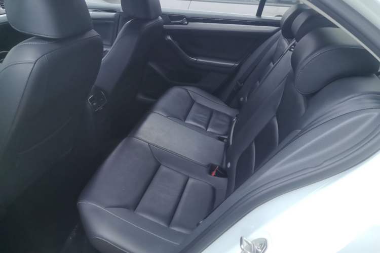 Used Volkswagen Sagitar 2016 230TSI 25th Anniversary Edition Left Rear Seat