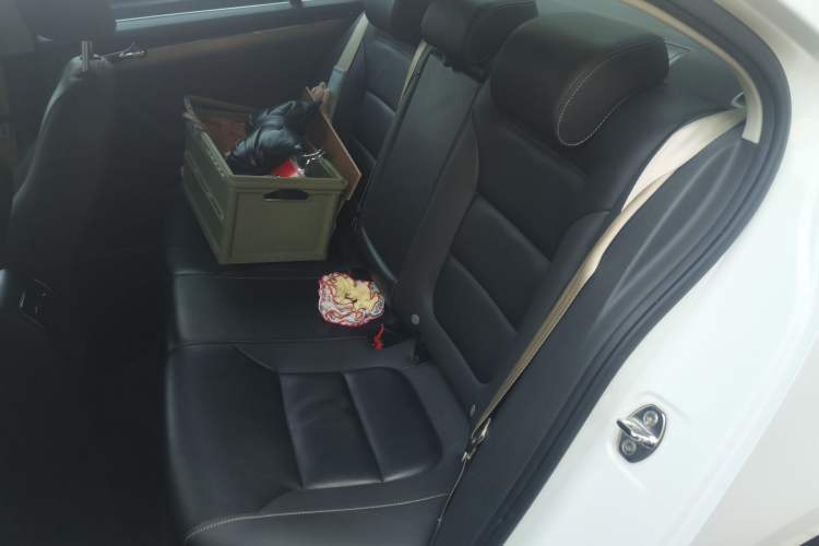 Used Volkswagen Sagitar 2016 230TSI 25th Anniversary Edition Left Rear Seat