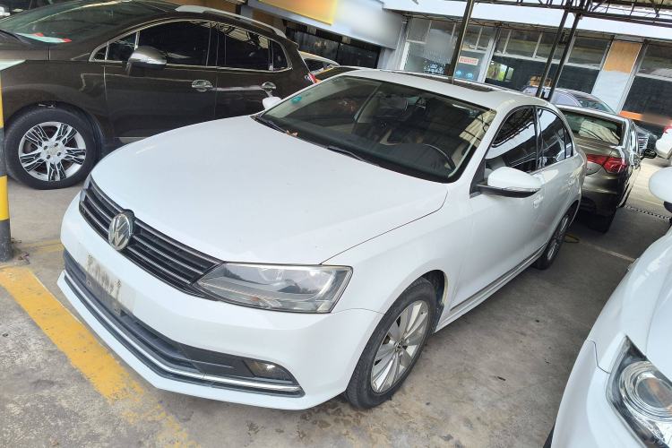 Used Volkswagen Sagitar 2016 230TSI 25th Anniversary Edition Left Side