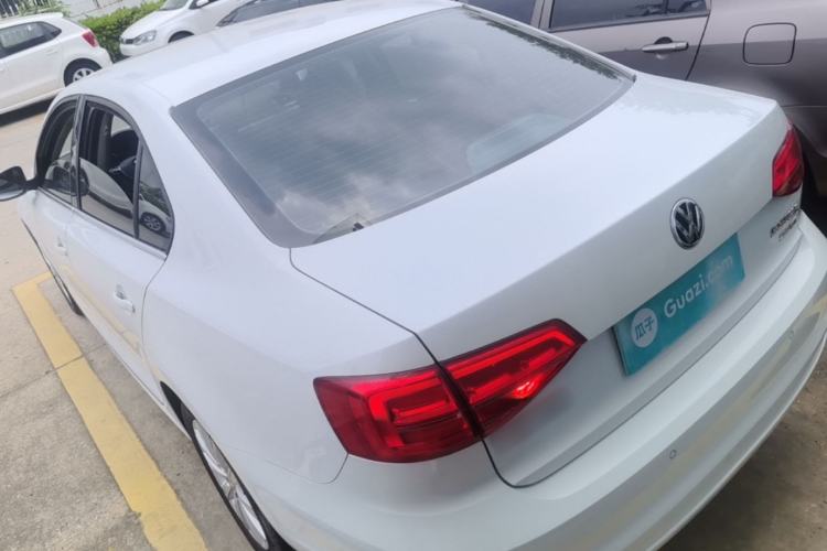 Used Volkswagen Sagitar 2016 230TSI 25th Anniversary Edition Rear Left 45 Deg