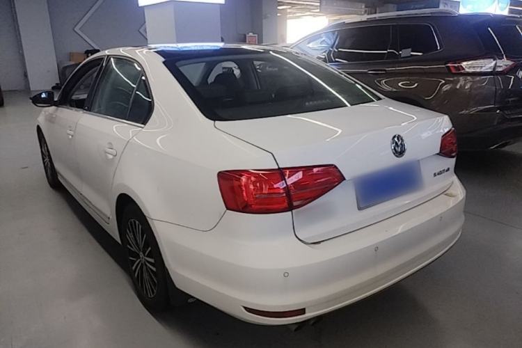 Used Volkswagen Sagitar 2016 230TSI 25th Anniversary Edition Rear Left 45 Deg