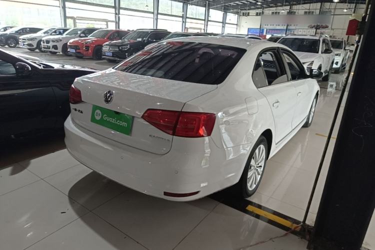 Used Volkswagen Sagitar 2016 230TSI 25th Anniversary Edition Rear Right 45 Deg