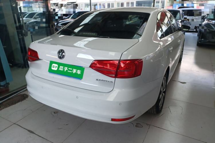 Used Volkswagen Sagitar 2016 230TSI 25th Anniversary Edition Rear Right 45 Deg