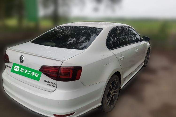 Used Volkswagen Sagitar 2016 280TSI Automatic R-Line Rear Right 45 Deg