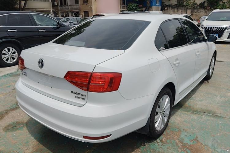 Used Volkswagen Sagitar 2016 230TSI 25th Anniversary Edition Rear Right 45 Deg
