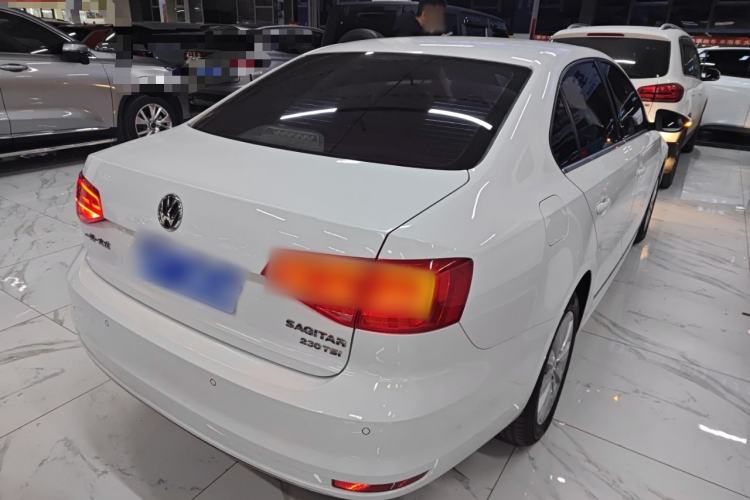 Used Volkswagen Sagitar 2016 230TSI 25th Anniversary Edition Rear Right 45 Deg
