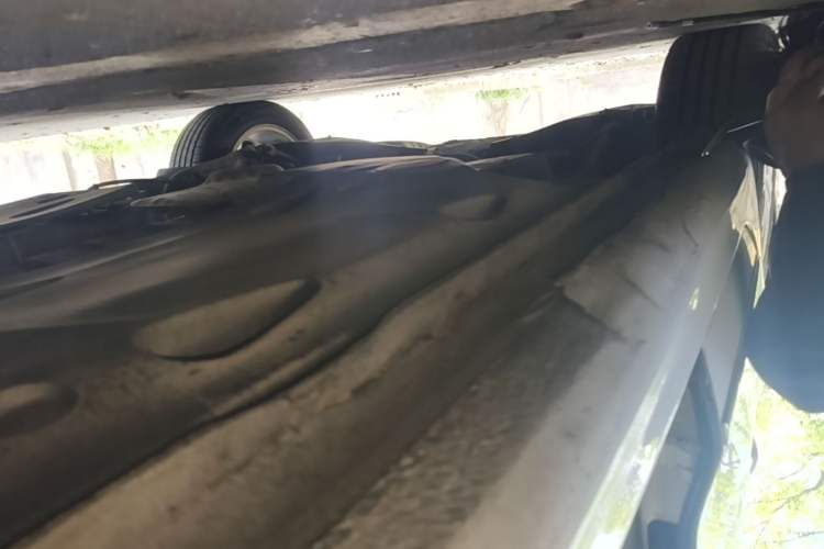 Used Volkswagen Sagitar 2016 230TSI 25th Anniversary Edition Right Side Sill