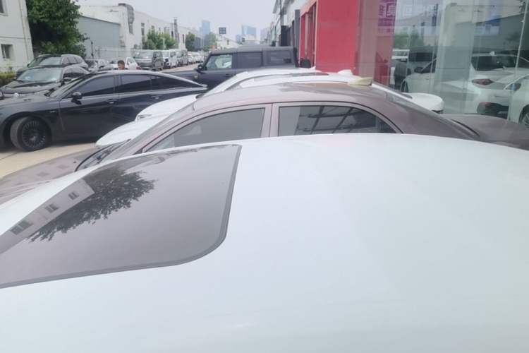 Used Volkswagen Sagitar 2016 230TSI 25th Anniversary Edition Roof