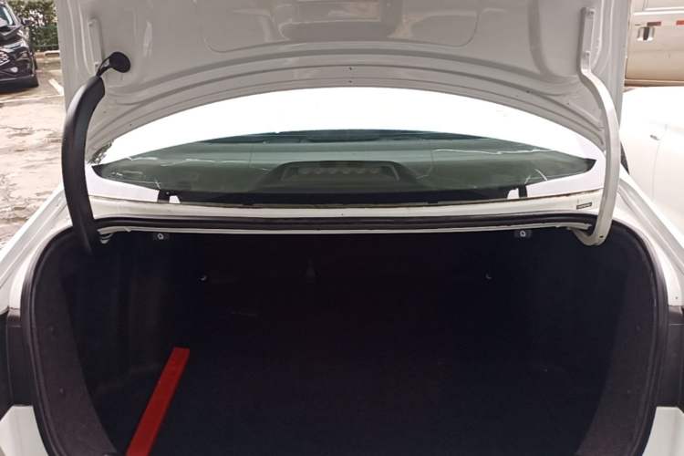 Used Volkswagen Sagitar 2016 280TSI Automatic R-Line Trunk