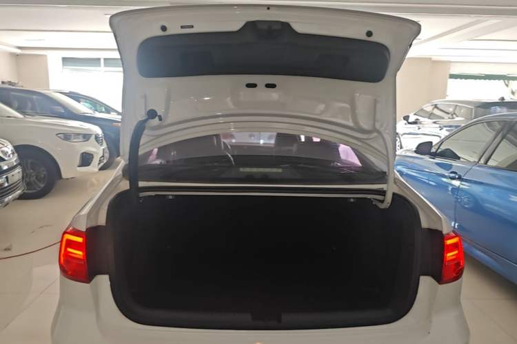 Used Volkswagen Sagitar 2016 230TSI 25th Anniversary Edition Trunk