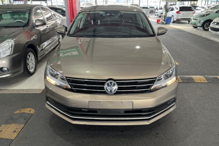 Used Volkswagen Sagitar 2016 230TSI 25th Anniversary Edition Exterior 1