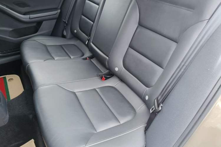 Used Volkswagen Sagitar 2016 230TSI 25th Anniversary Edition Left Rear Seat