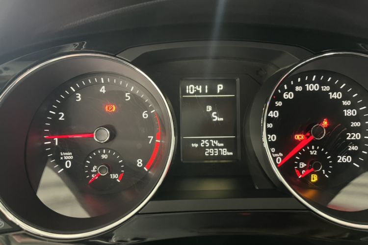 Used Volkswagen Sagitar 2016 230TSI 25th Anniversary Edition Odometer Close Up