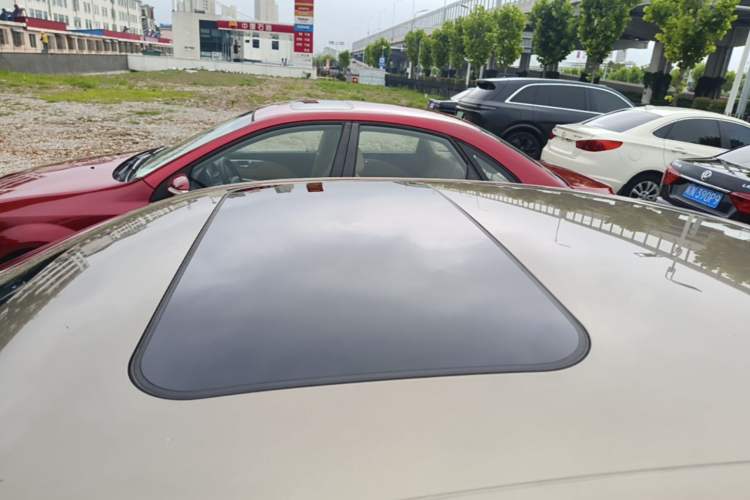 Used Volkswagen Sagitar 2016 230TSI 25th Anniversary Edition Roof