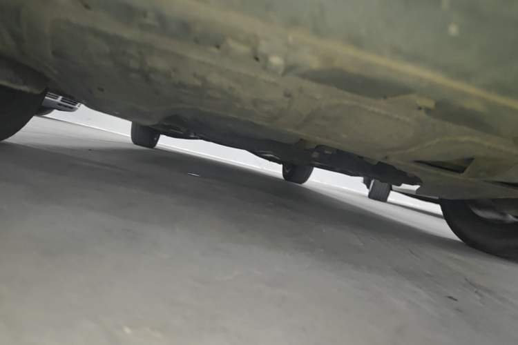 Used Volkswagen Sagitar 2017 230TSI Automatic Comfort Version Chassis Front