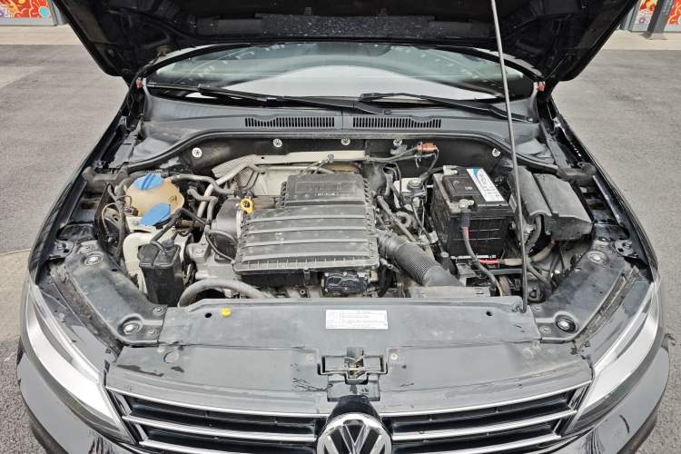 Used Volkswagen Sagitar 2017 1.6L Automatic Comfort Model Engine Bay