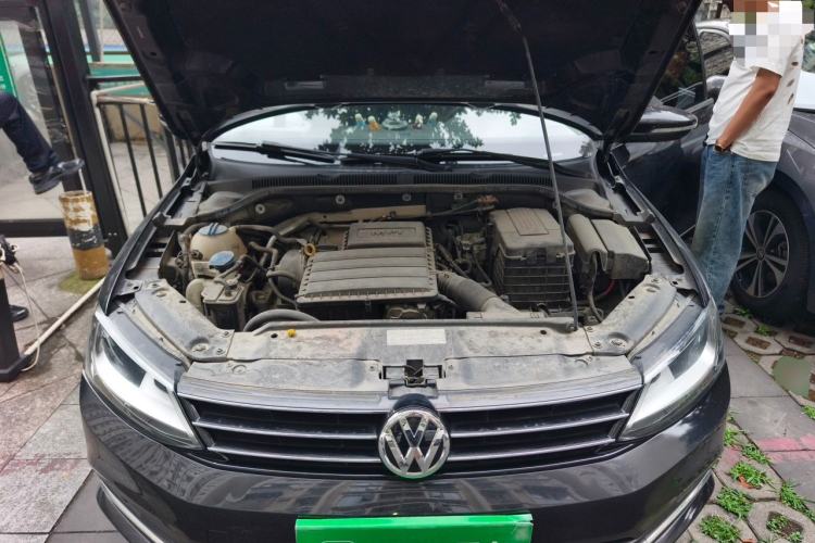 Used Volkswagen Sagitar 2017 1.6L Automatic Comfort Model Engine Bay
