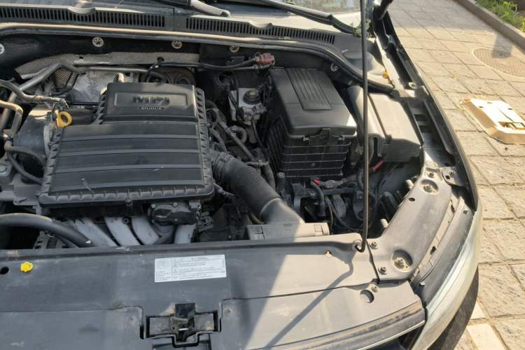 Used Volkswagen Sagitar 2017 1.6L Automatic Comfort Model Engine Bay Left