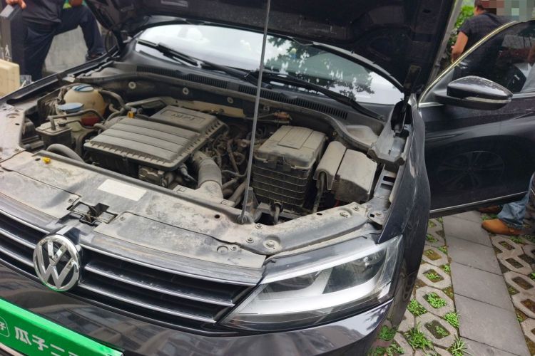 Used Volkswagen Sagitar 2017 1.6L Automatic Comfort Model Engine Bay Left