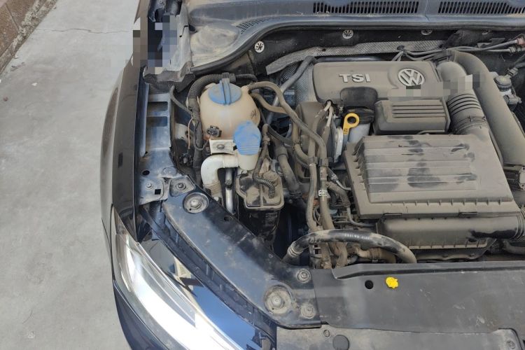 Used Volkswagen Sagitar 2017 230TSI Automatic Comfort Version Engine Bay Right