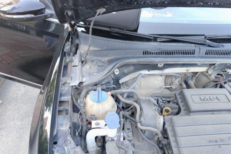 Used Volkswagen Sagitar 2017 1.6L Automatic Comfort Model Engine Bay Right