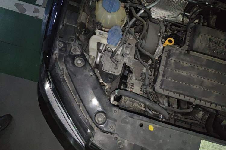 Used Volkswagen Sagitar 2017 1.6L Automatic Comfort Model Engine Bay Right
