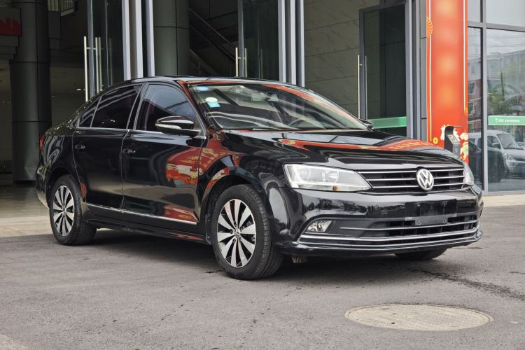 Used Volkswagen Sagitar 2017 1.6L Automatic Comfort Model Exterior 2