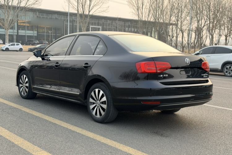 Used Volkswagen Sagitar 2017 180TSI Automatic Luxury Edition Exterior 3