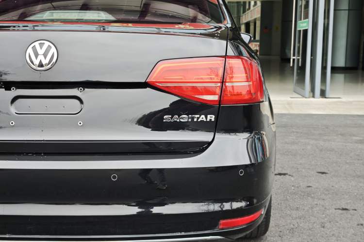 Used Volkswagen Sagitar 2017 1.6L Automatic Comfort Model Exterior 6
