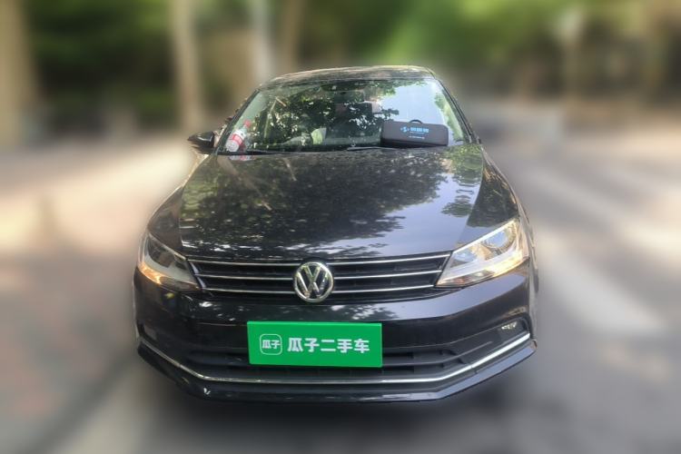 Used Volkswagen Sagitar 2017 1.6L Manual Comfort Model Front