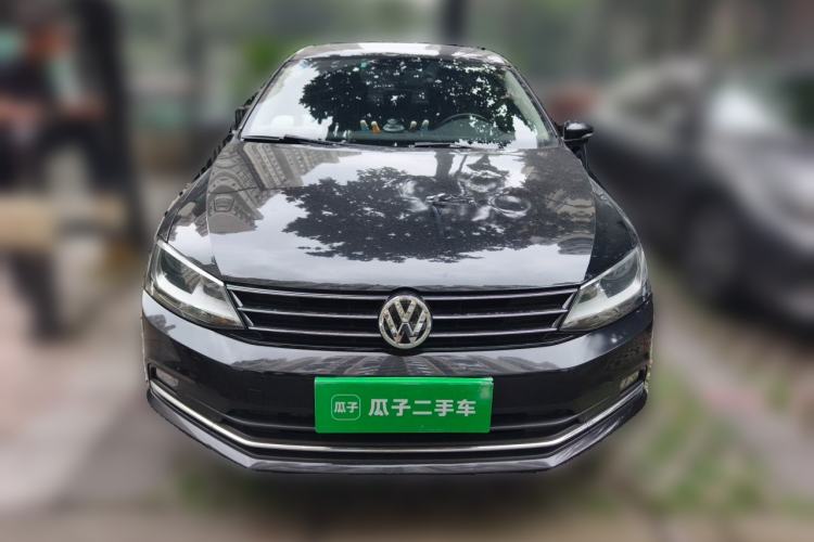 Used Volkswagen Sagitar 2017 1.6L Automatic Comfort Model Front