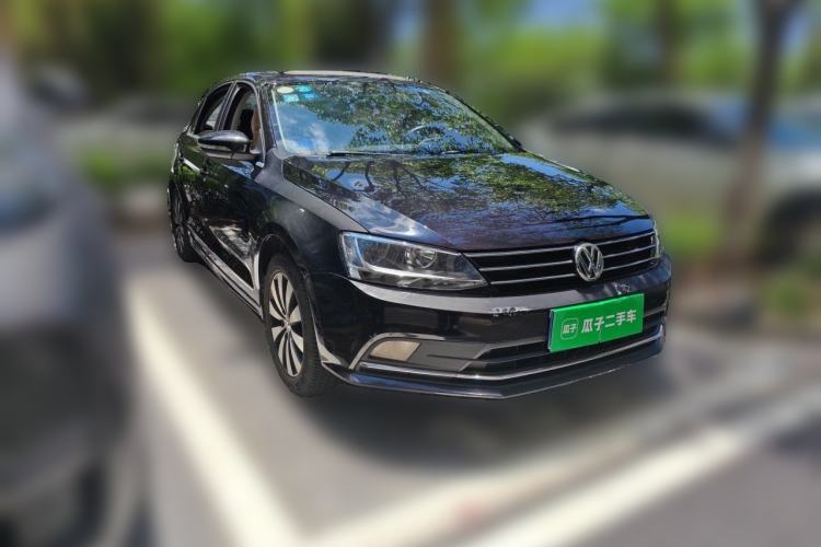 Used Volkswagen Sagitar 2017 1.6L Manual Comfort Model Front Right 45 Deg