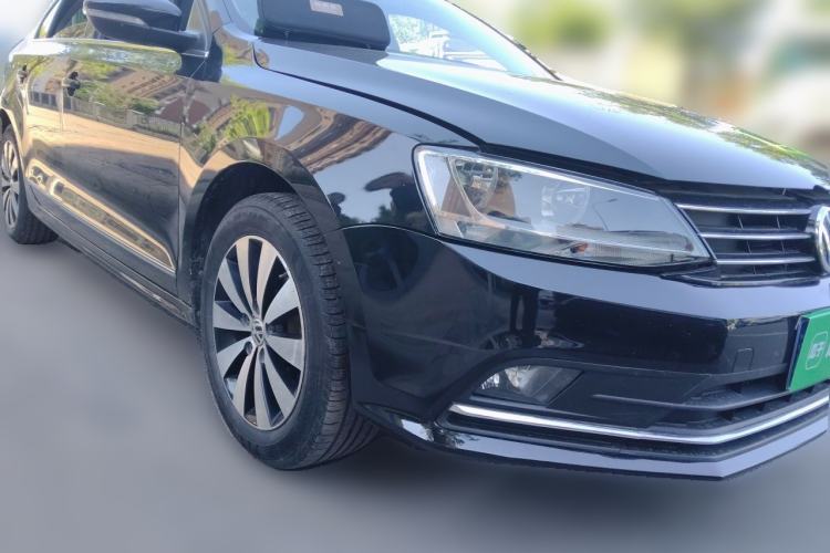 Used Volkswagen Sagitar 2017 1.6L Automatic Comfort Model Front Right 45 Deg
