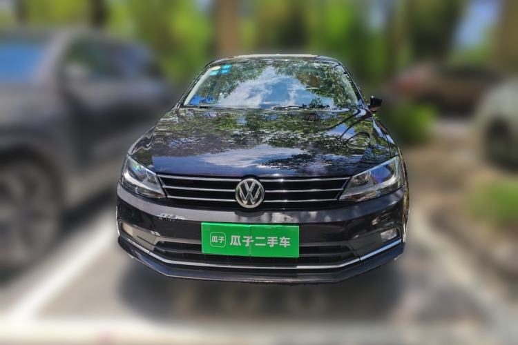 Used Volkswagen Sagitar 2017 1.6L Manual Comfort Model Front