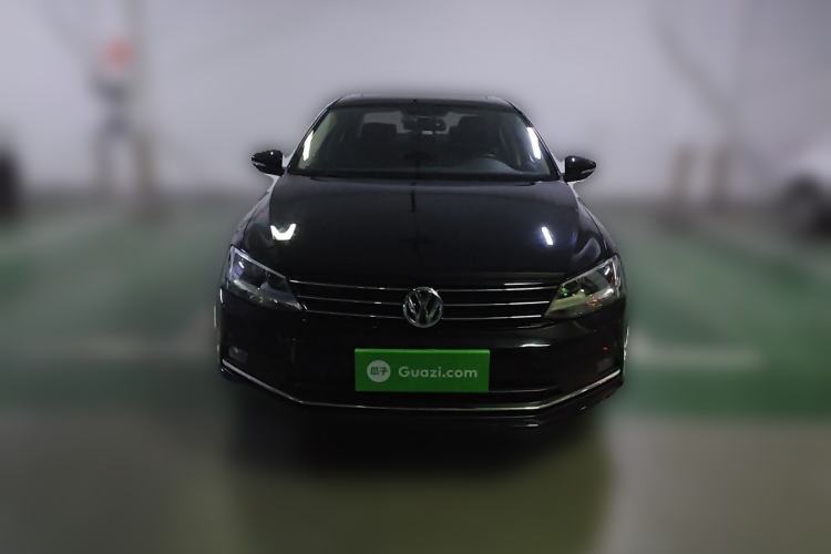 Used Volkswagen Sagitar 2017 1.6L Automatic Comfort Model Front