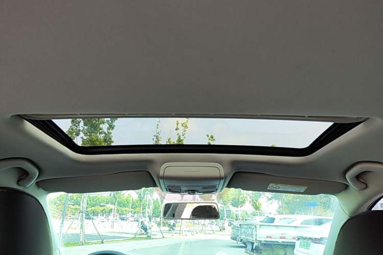 Used Volkswagen Sagitar 2017 1.6L Automatic Comfort Model Headliner
