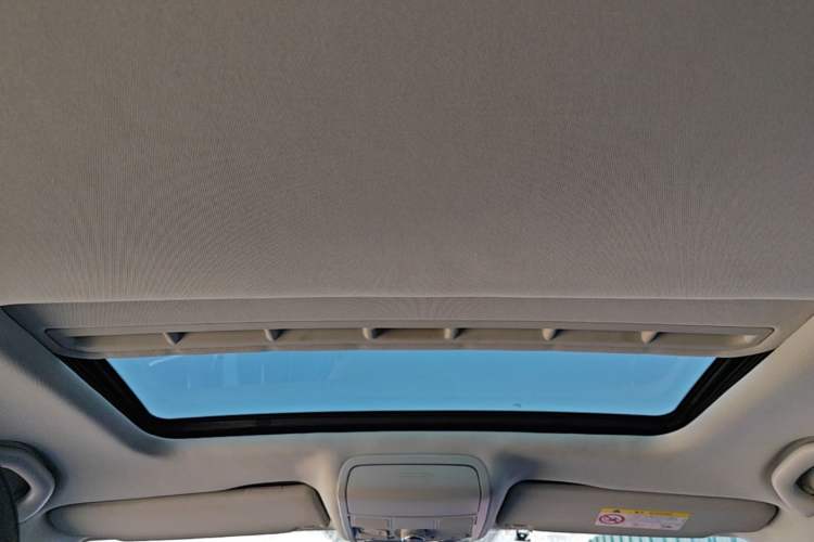 Used Volkswagen Sagitar 2017 1.6L Automatic Comfort Model Headliner