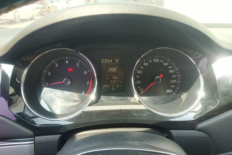 Used Volkswagen Sagitar 2017 1.6L Automatic Comfort Model Instrument Cluster