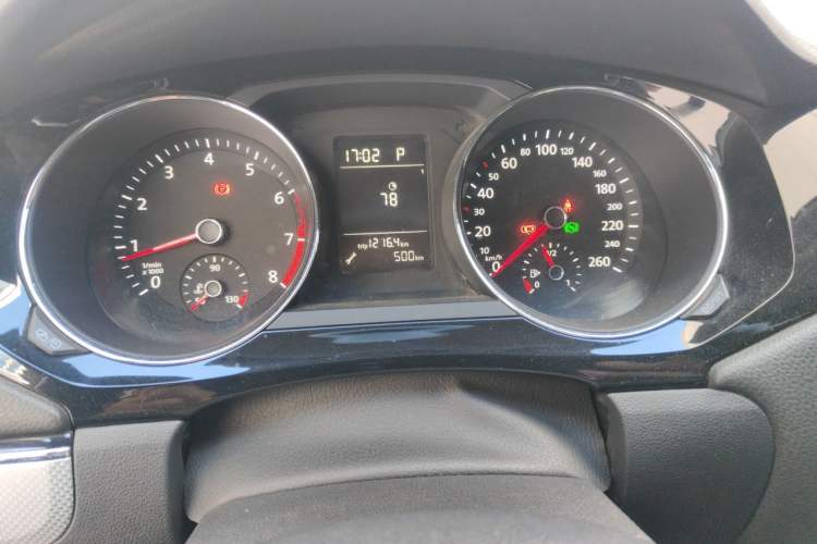 Used Volkswagen Sagitar 2017 230TSI Automatic Comfort Version Instrument Cluster