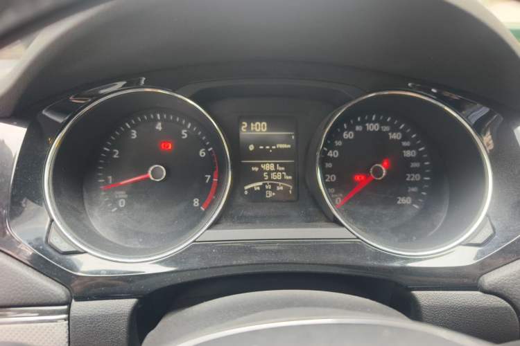 Used Volkswagen Sagitar 2017 1.6L Manual Comfort Model Instrument Cluster