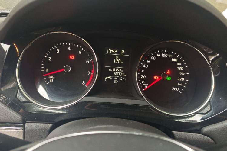 Used Volkswagen Sagitar 2017 1.6L Automatic Comfort Model Instrument Cluster