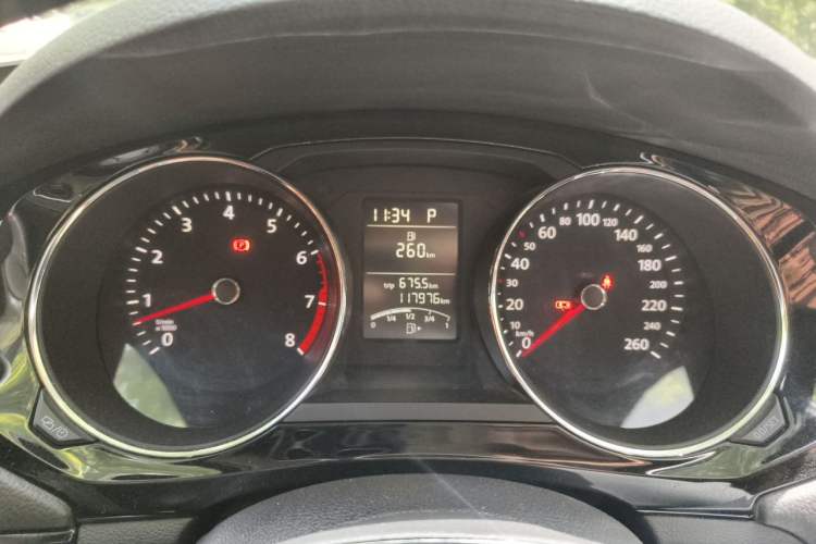 Used Volkswagen Sagitar 2017 1.6L Automatic Comfort Model Instrument Cluster