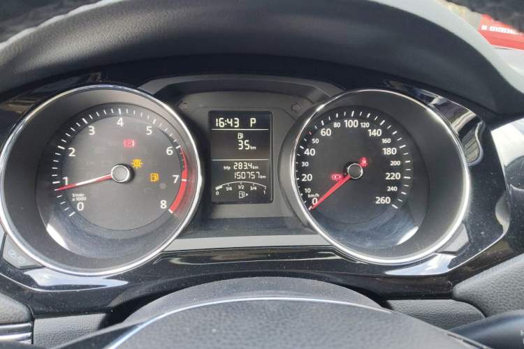 Used Volkswagen Sagitar 2017 1.6L Automatic Comfort Model Instrument Cluster