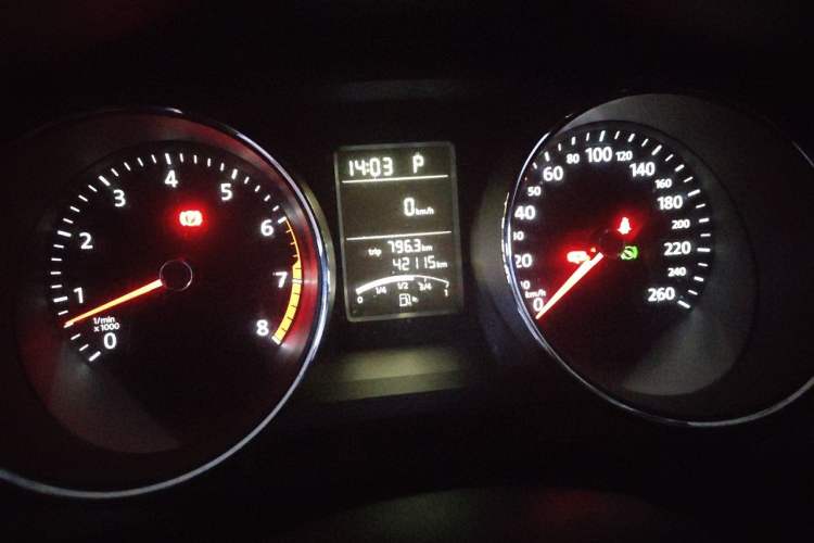 Used Volkswagen Sagitar 2017 1.6L Automatic Comfort Model Instrument Cluster