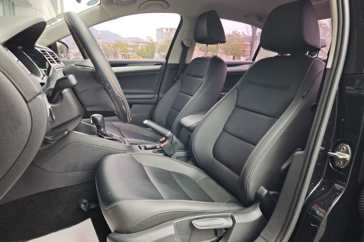 Used Volkswagen Sagitar 2017 1.6L Automatic Comfort Model Left Front Seat