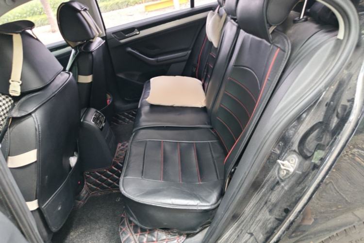 Used Volkswagen Sagitar 2017 230TSI Automatic Comfort Version Left Rear Seat